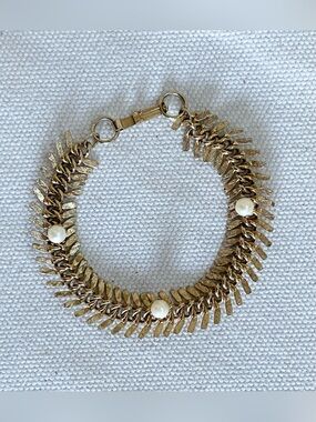 Vtg Fishbone Fishtail Articulated Link Faux Pearl Gold Tone Bracelet